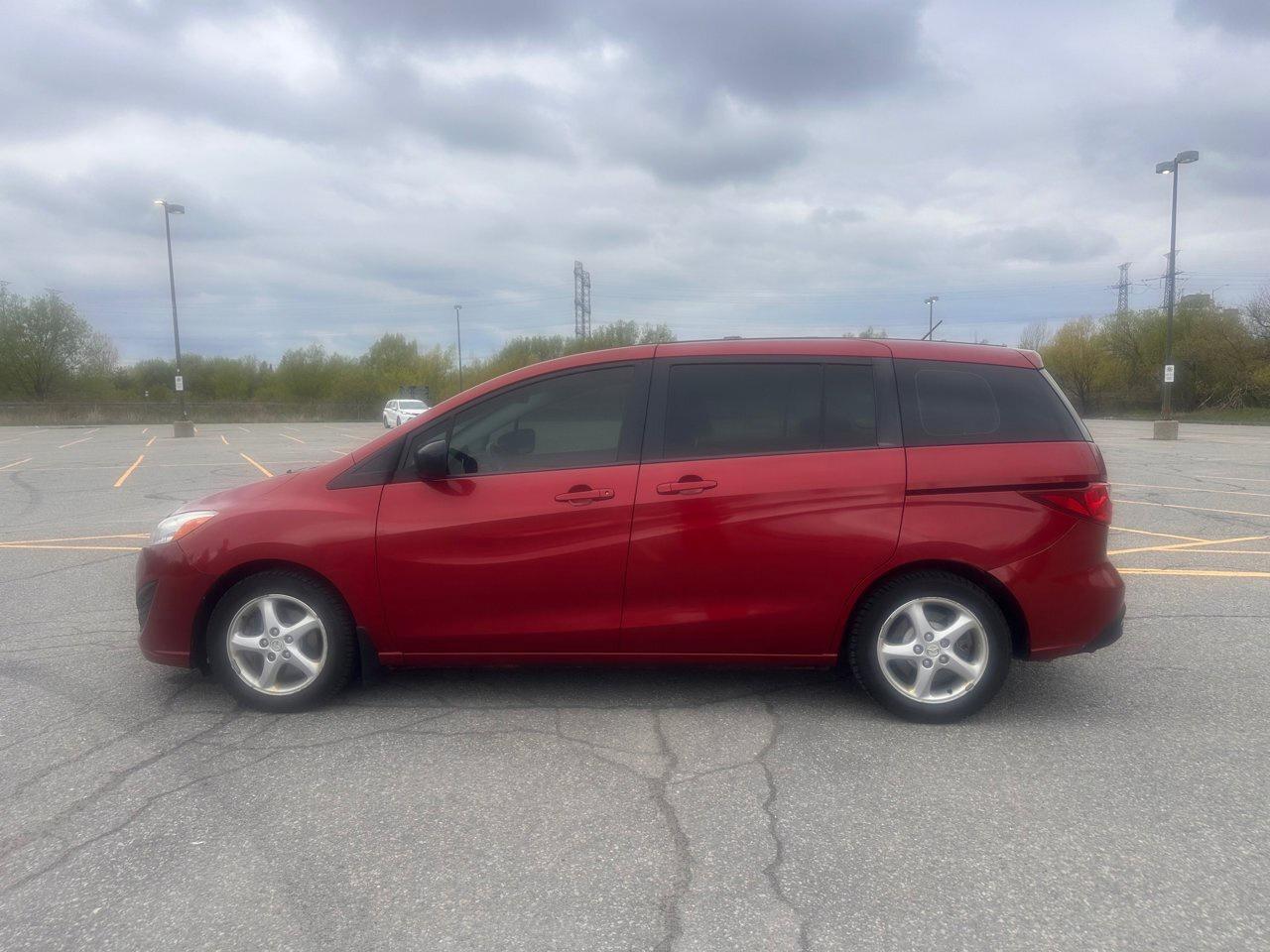 2015 Mazda MAZDA5 Touring Photo