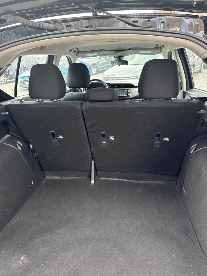 2025 Nissan Kicks Play S 4dr Front-Wheel Drive Photo