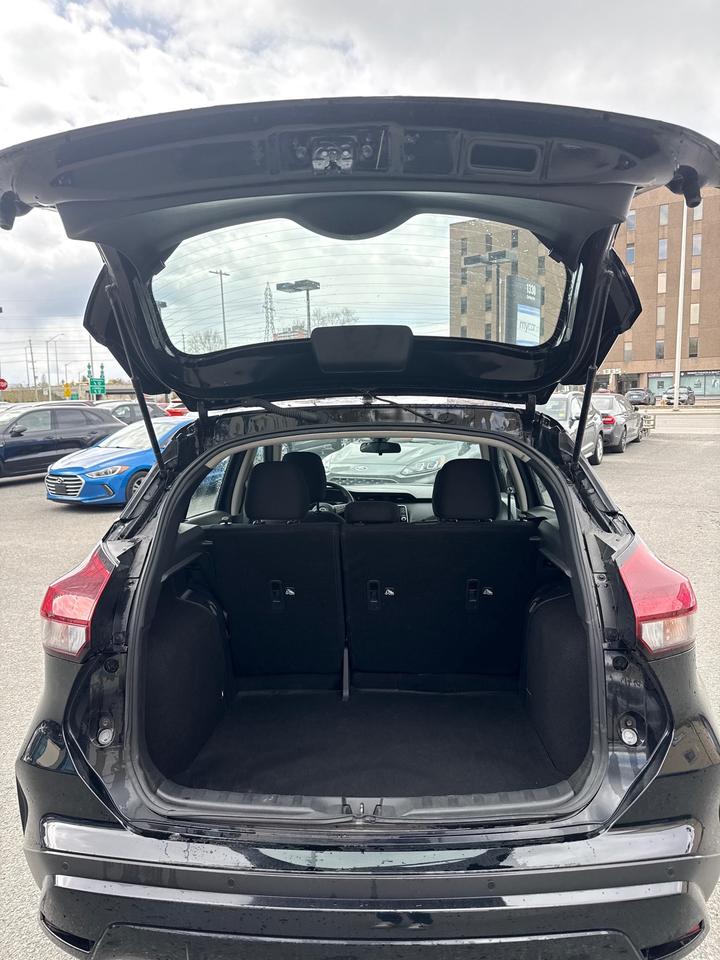 2025 Nissan Kicks Play S 4dr Front-Wheel Drive Photo