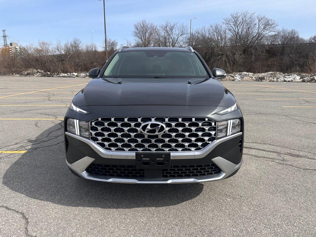 2022 Hyundai Santa Fe SEL Photo