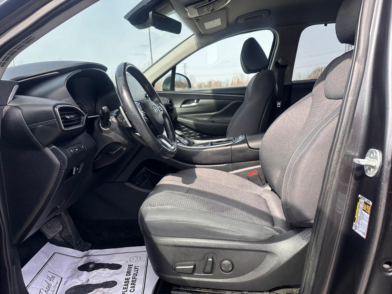 2022 Hyundai Santa Fe SEL Photo