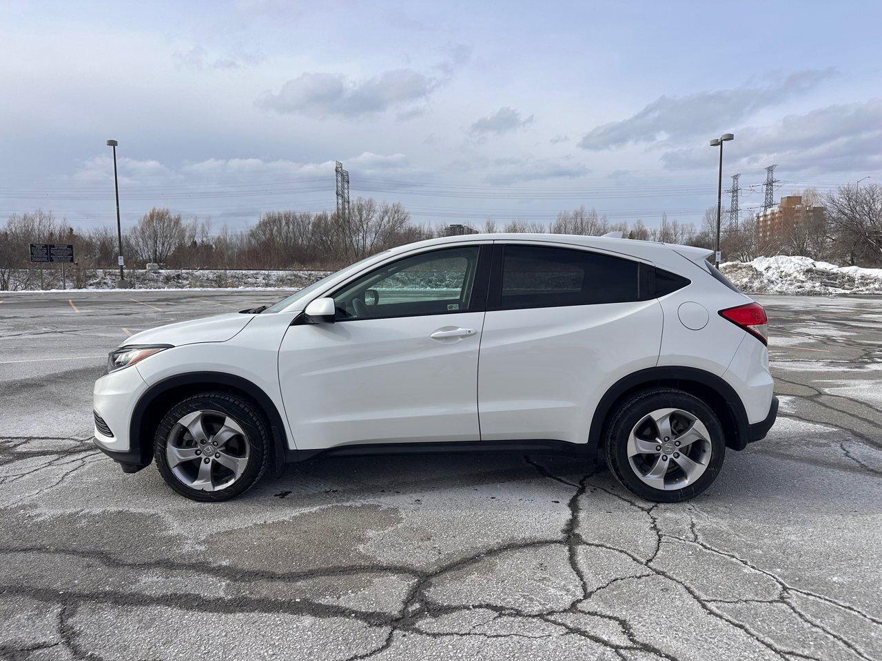 2022 Honda HR-V LX Photo