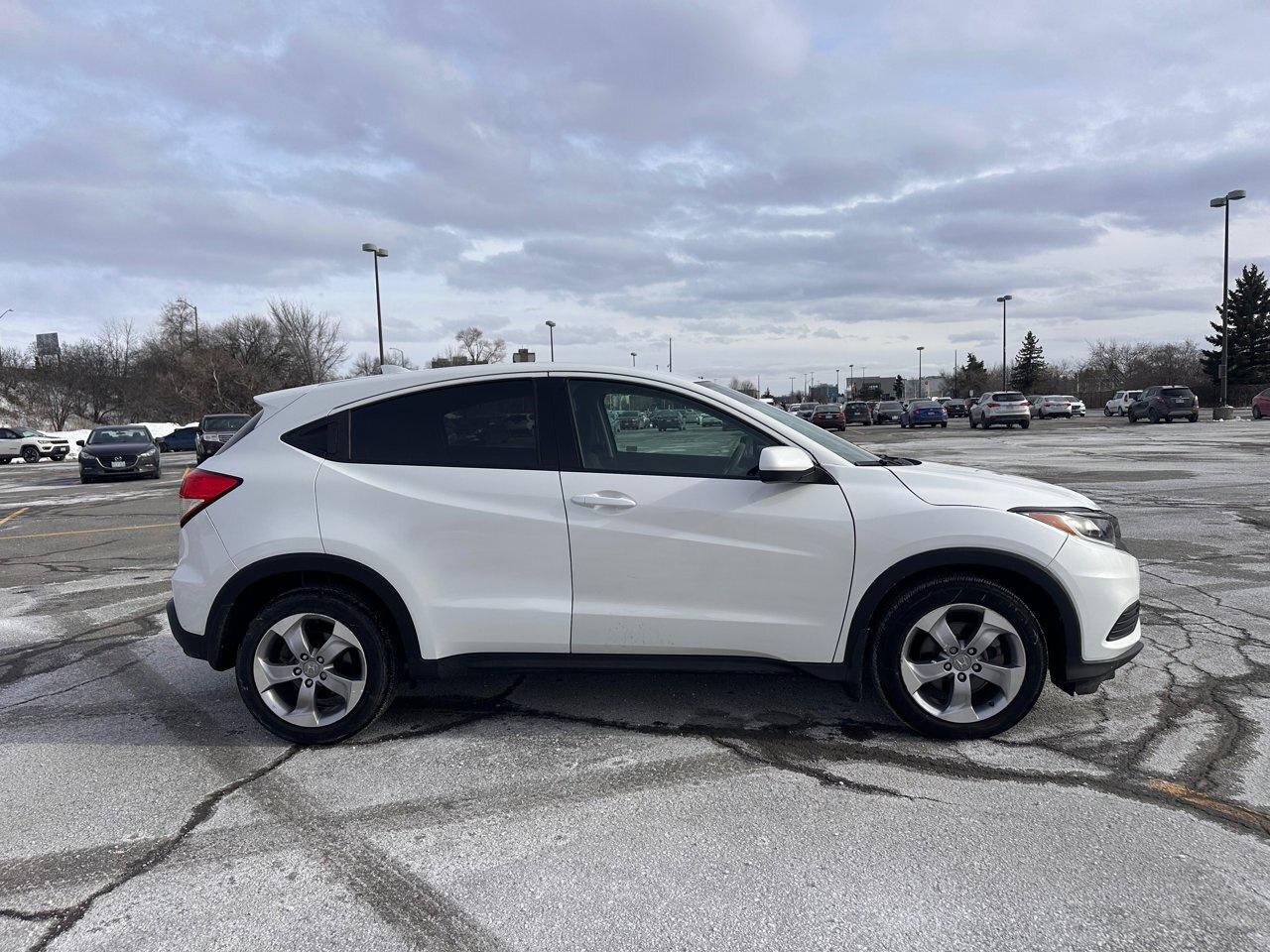 2022 Honda HR-V LX Photo