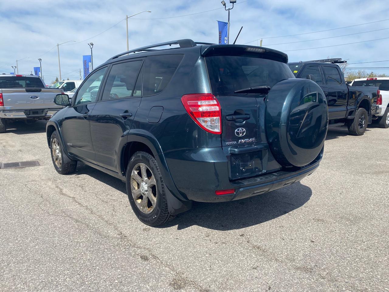 2009 Toyota RAV4 Limited 4x4 ~Sunroof ~Power Seat ~Alloys ~A/C Photo