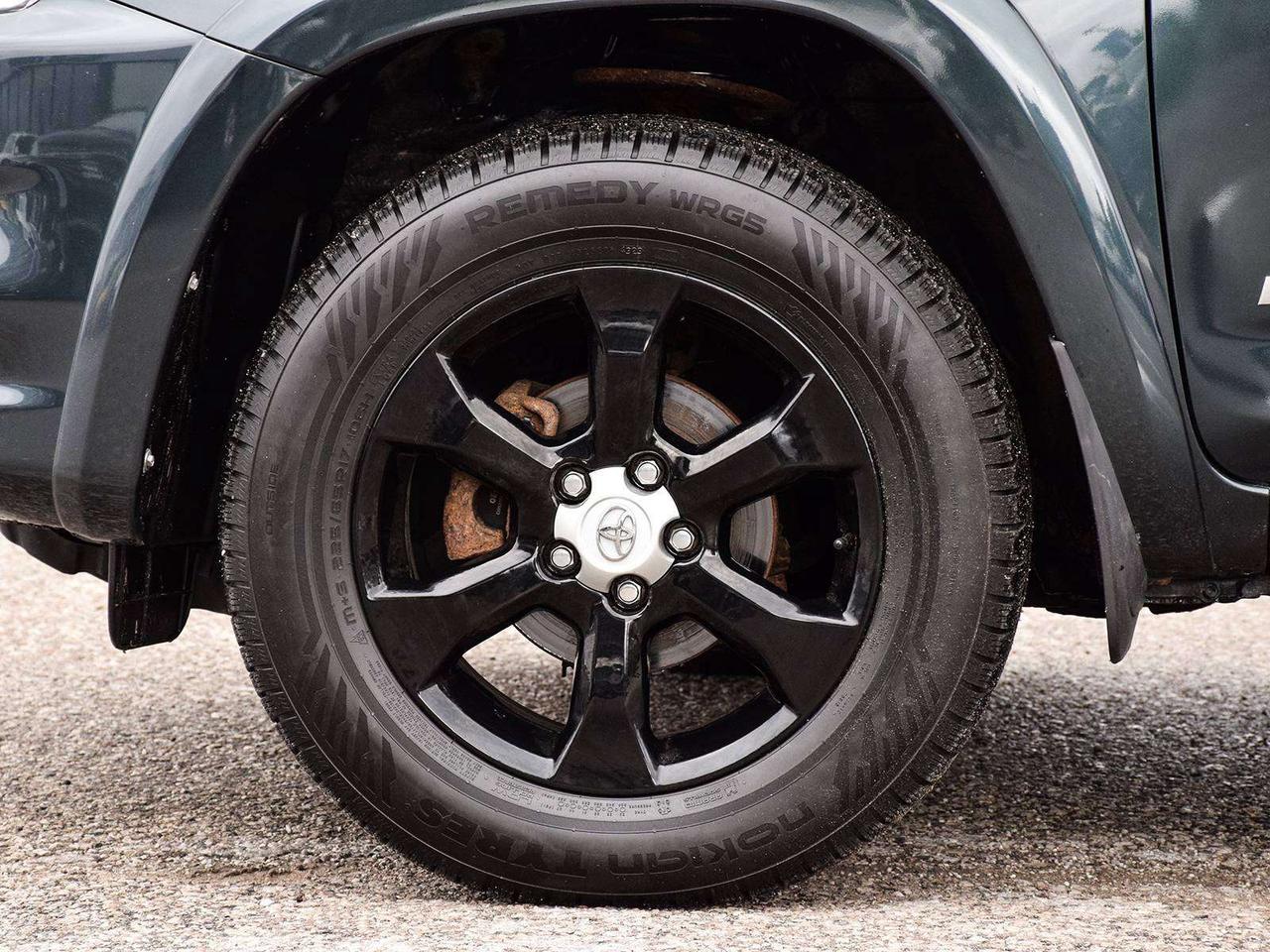 2009 Toyota RAV4 Limited 4x4 ~Sunroof ~Power Seat ~Alloys ~A/C Photo