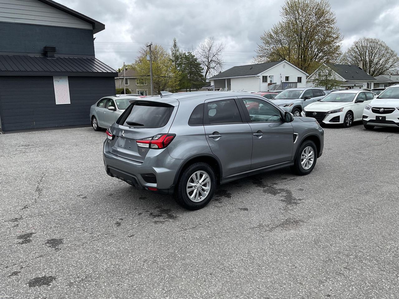 2024 Mitsubishi RVR  Photo