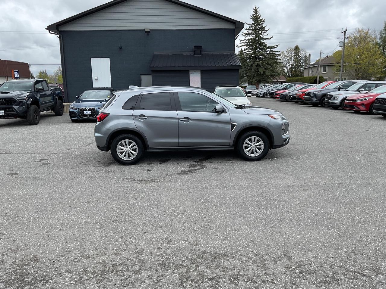 2024 Mitsubishi RVR  Photo
