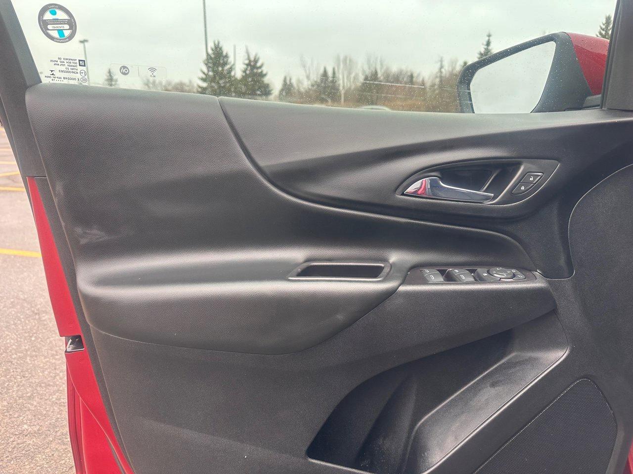 2019 Chevrolet Equinox LT Photo