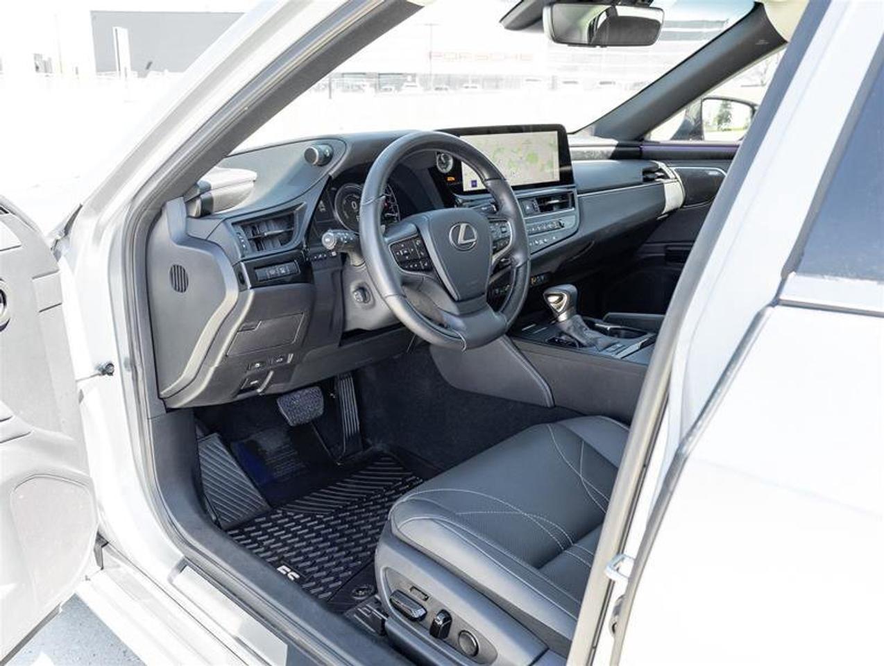 2025 Lexus ES ES 300h Ultra Luxury Mark Levinson Power Open/Clos Photo