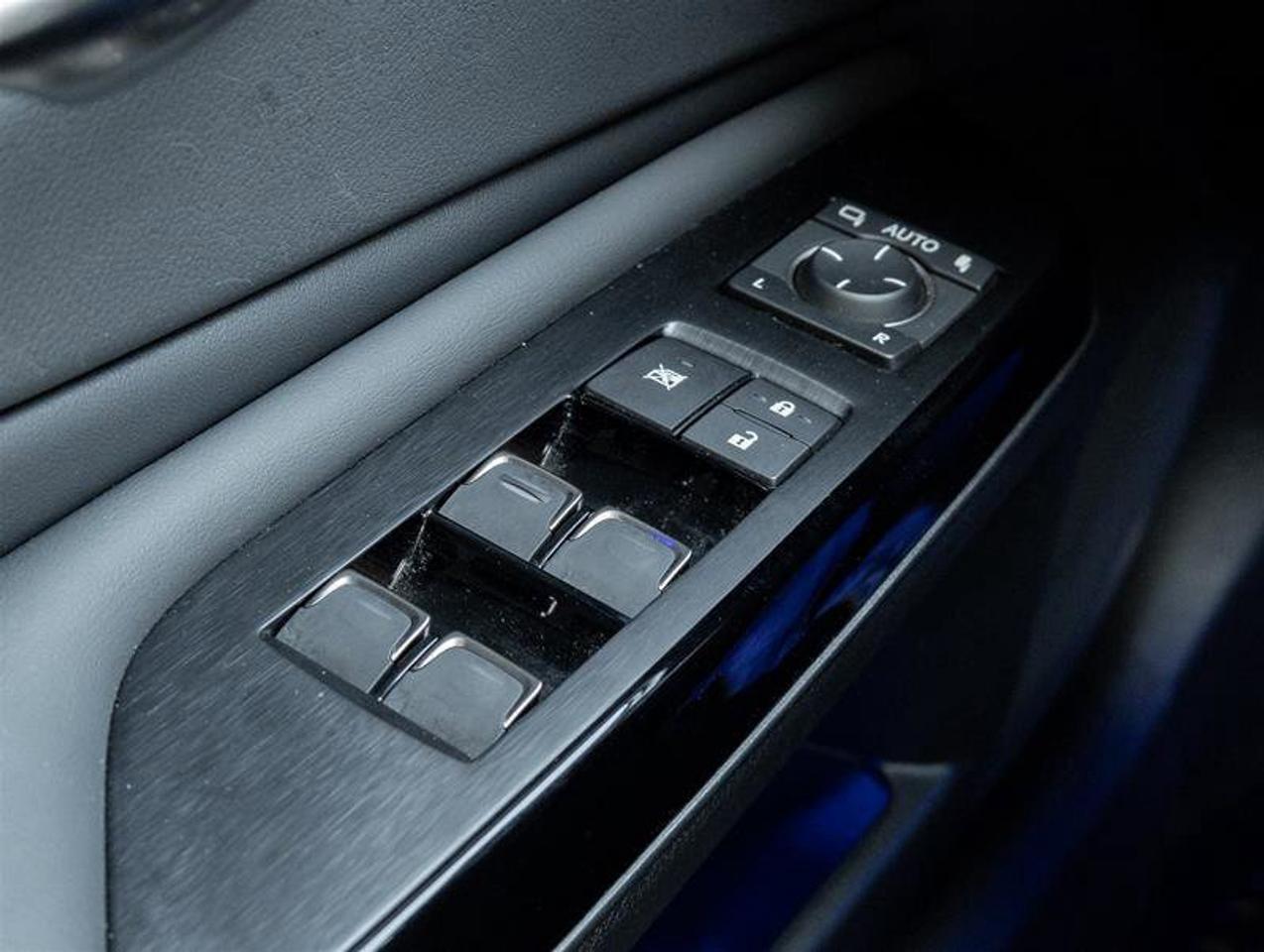 2025 Lexus ES ES 300h Ultra Luxury Mark Levinson Power Open/Clos Photo