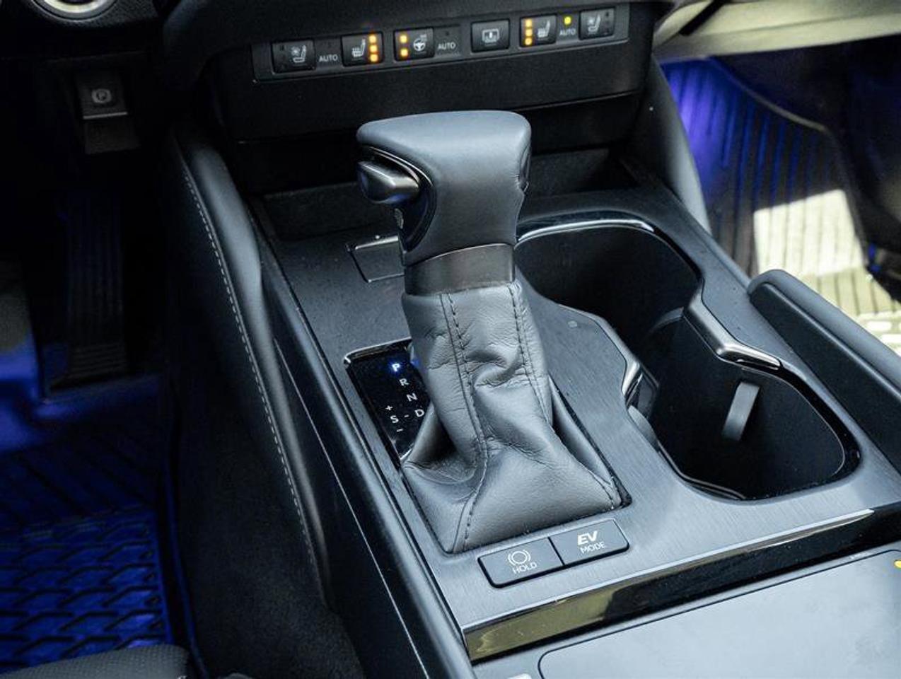 2025 Lexus ES ES 300h Ultra Luxury Mark Levinson Power Open/Clos Photo