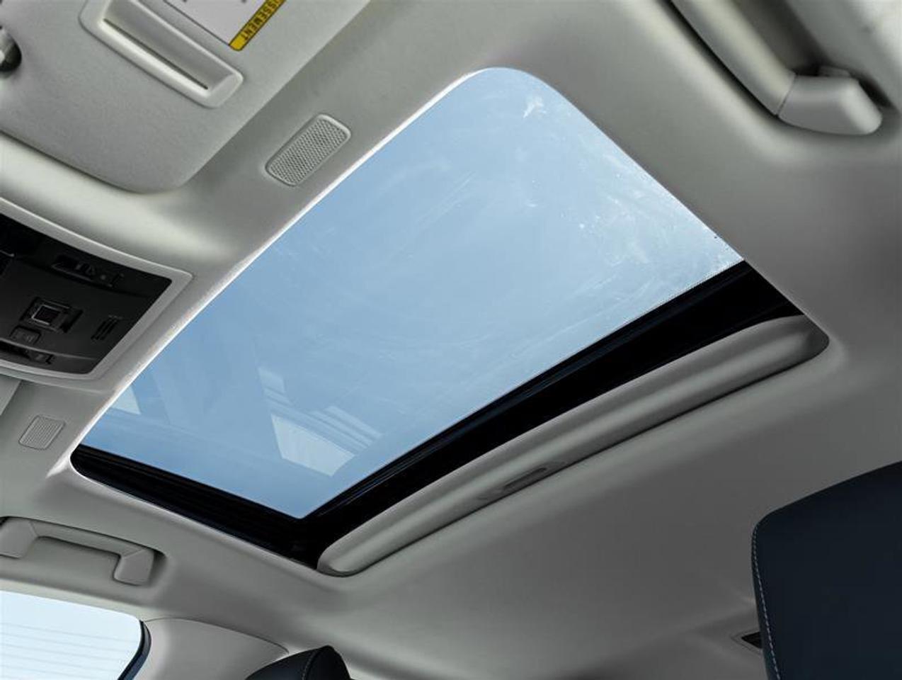 2025 Lexus ES ES 300h Ultra Luxury Mark Levinson Power Open/Clos Photo