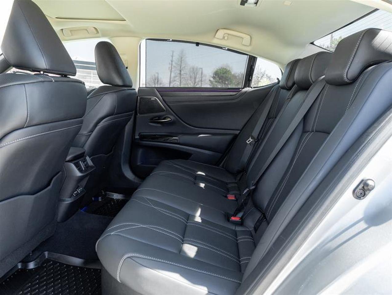 2025 Lexus ES ES 300h Ultra Luxury Mark Levinson Power Open/Clos Photo