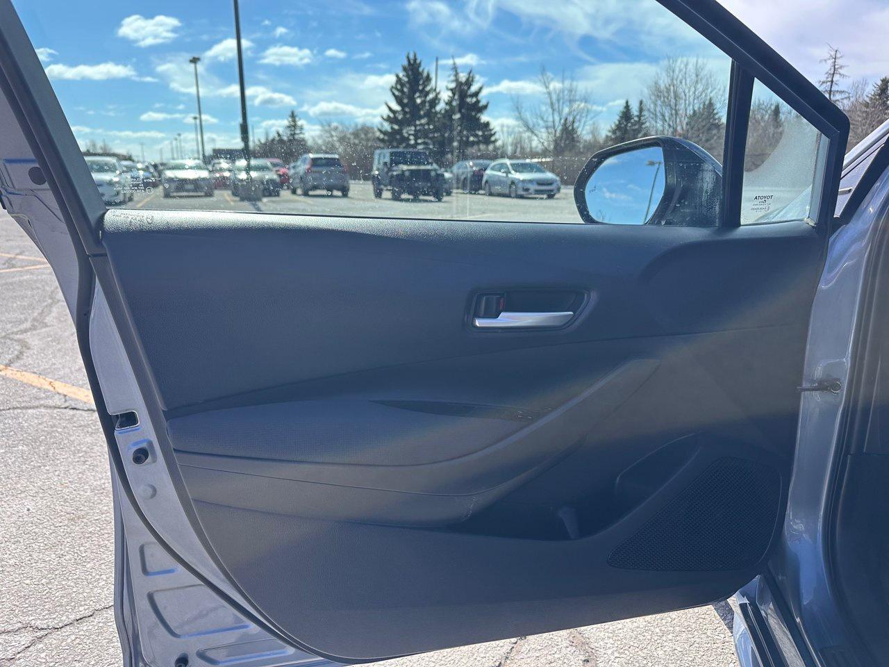 2020 Toyota Corolla SE Photo
