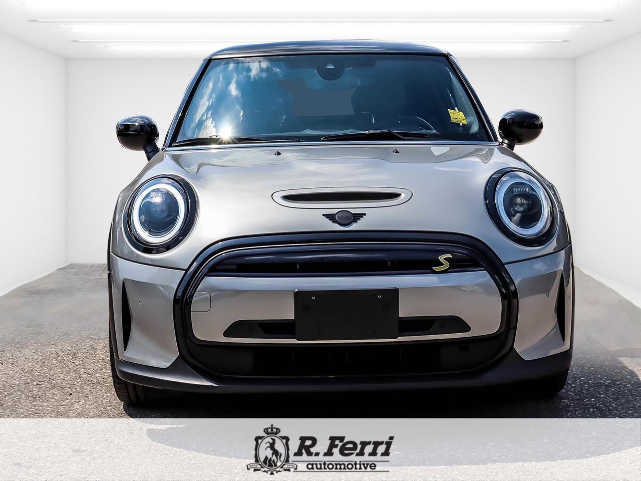 2023 MINI SE 3 Door Cooper Front-Wheel Drive Hatchback Photo
