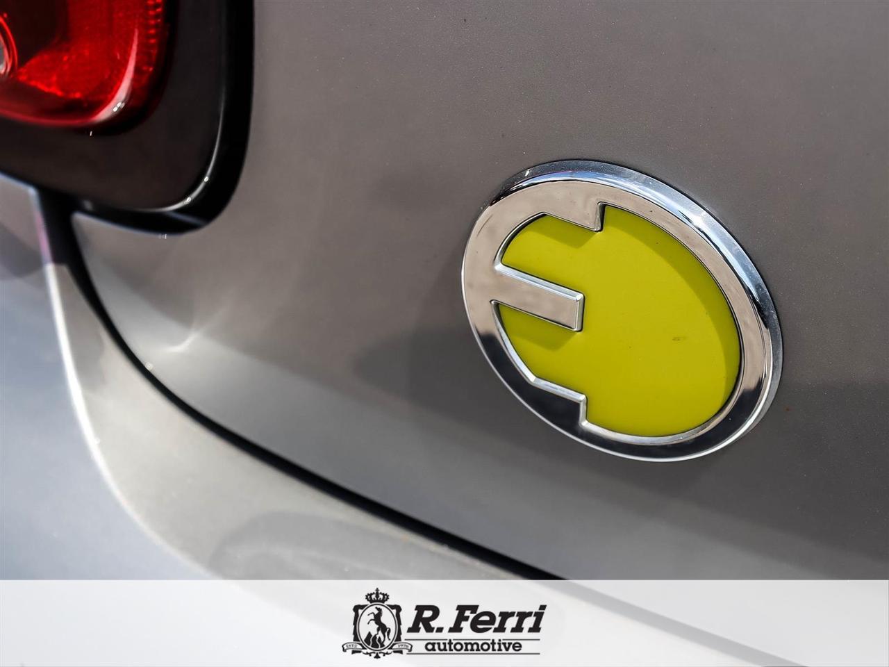 2023 MINI SE 3 Door Cooper Front-Wheel Drive Hatchback Photo