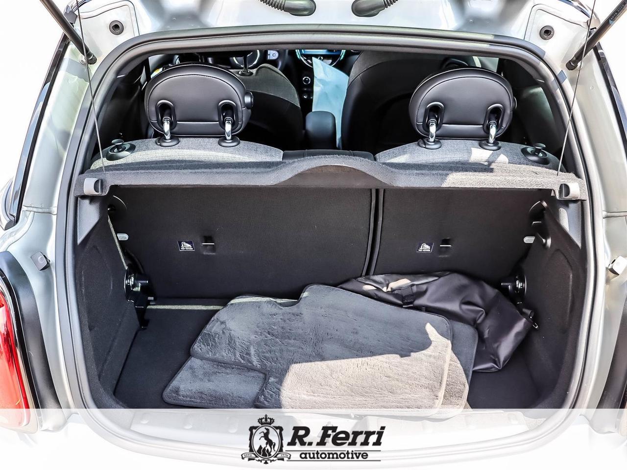 2023 MINI SE 3 Door Cooper Front-Wheel Drive Hatchback Photo