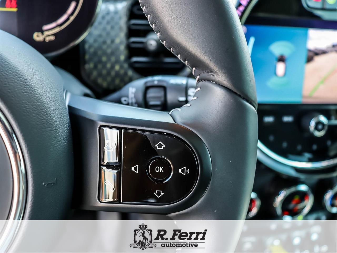 2023 MINI SE 3 Door Cooper Front-Wheel Drive Hatchback Photo
