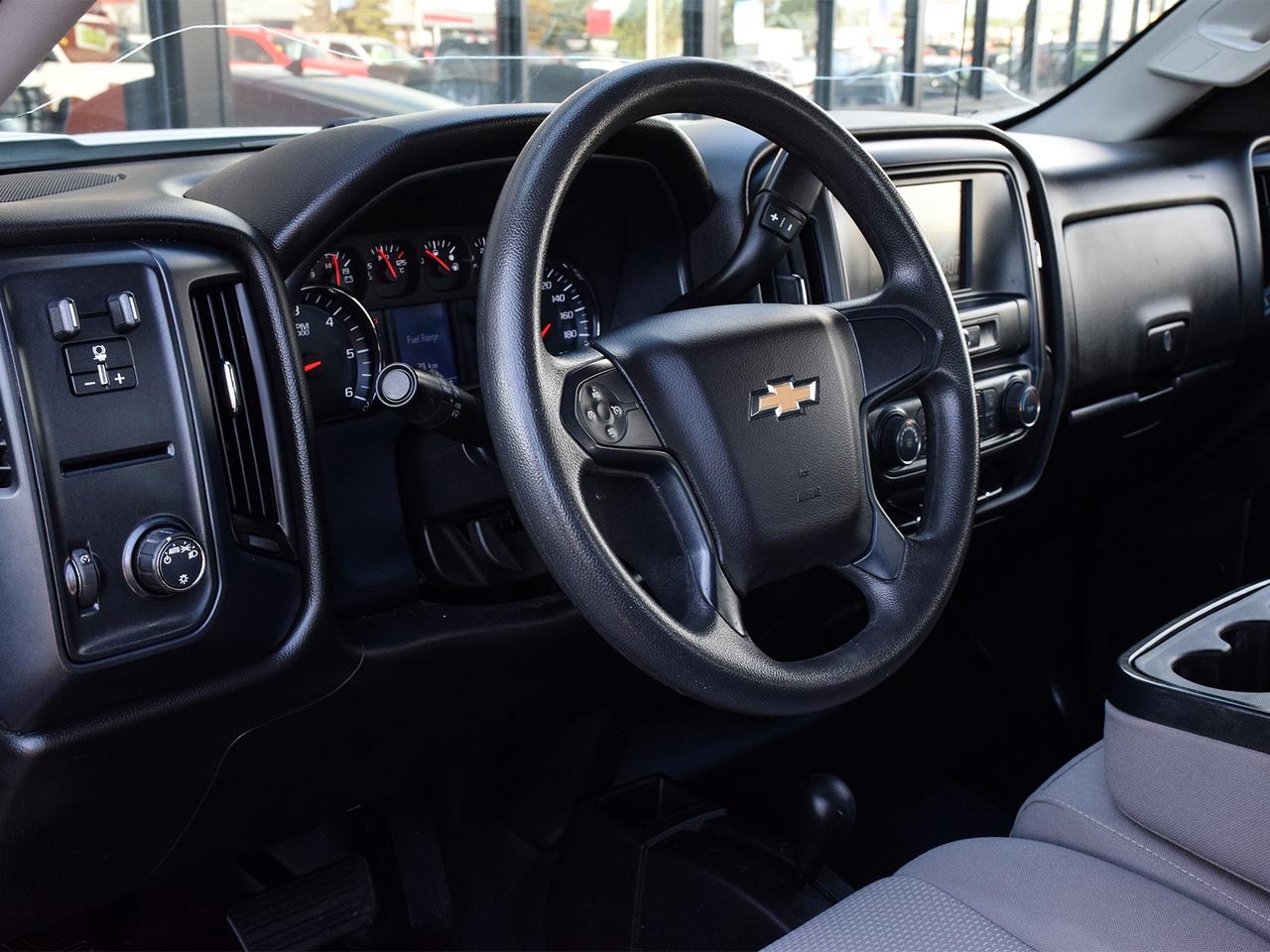 2018 Chevrolet Silverado 1500 WT Double Cab 4x4 ~Carplay ~Tonneau ~Camera Photo