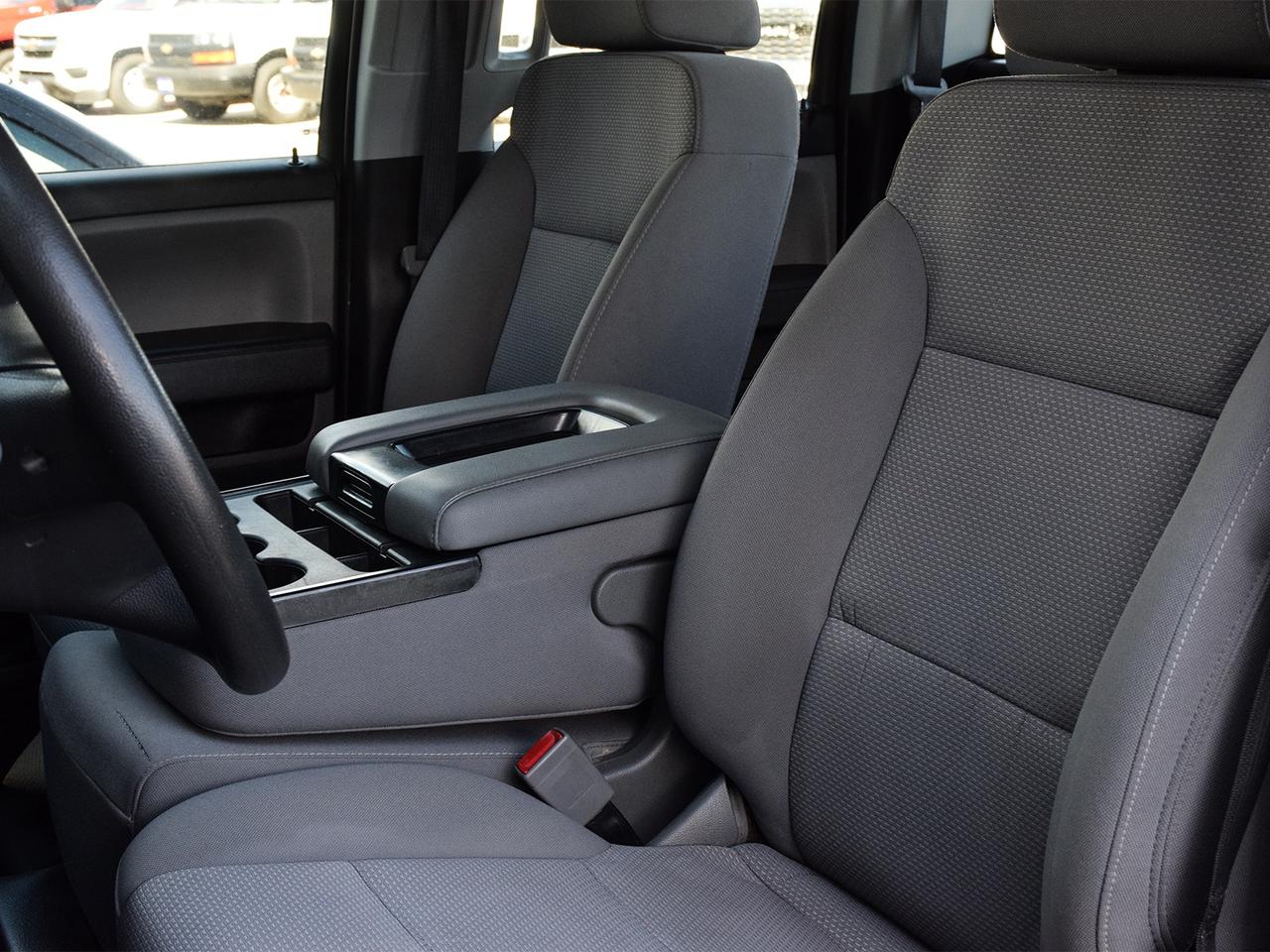 2018 Chevrolet Silverado 1500 WT Double Cab 4x4 ~Carplay ~Tonneau ~Camera Photo