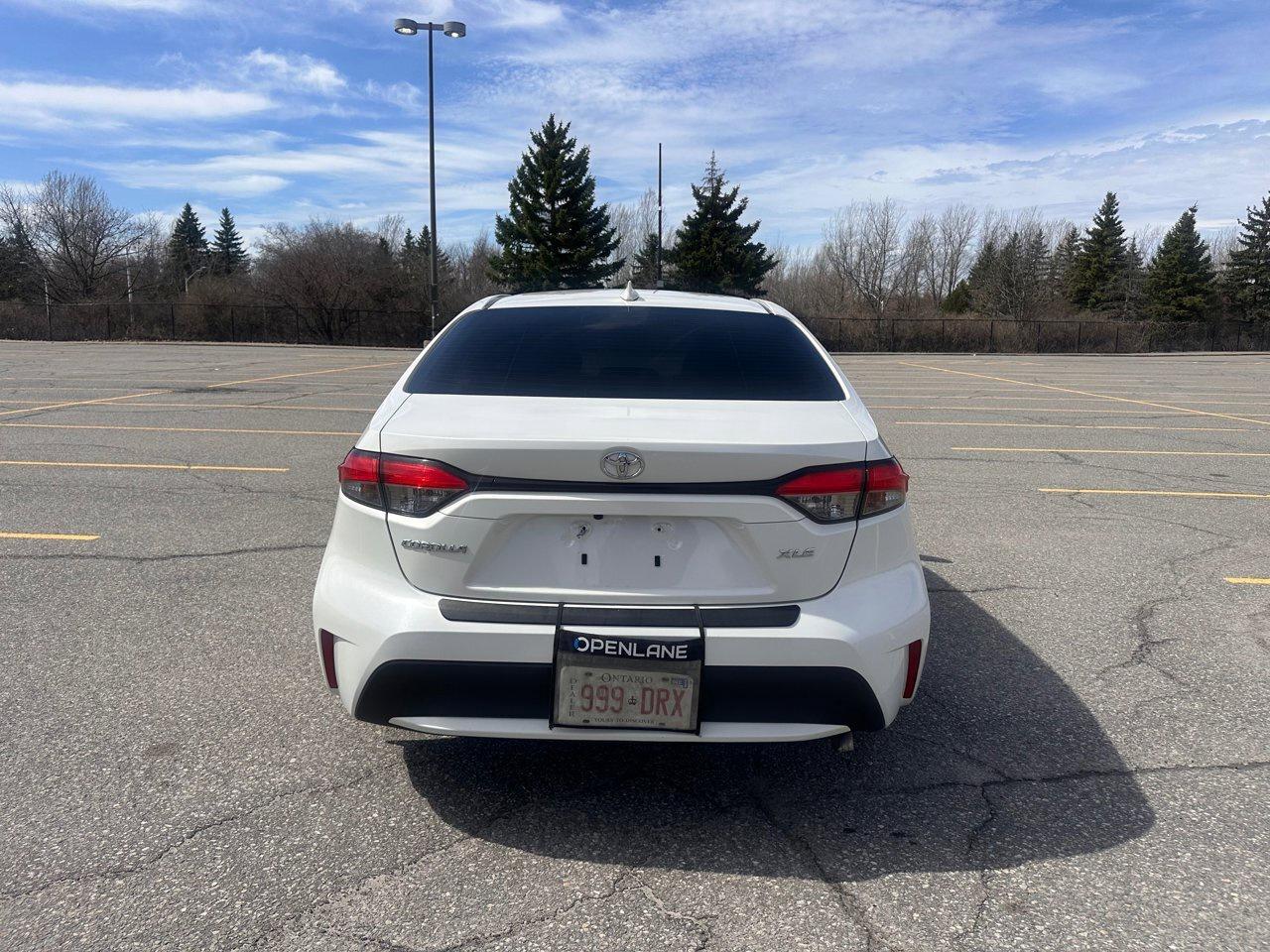 2020 Toyota Corolla SE Photo3