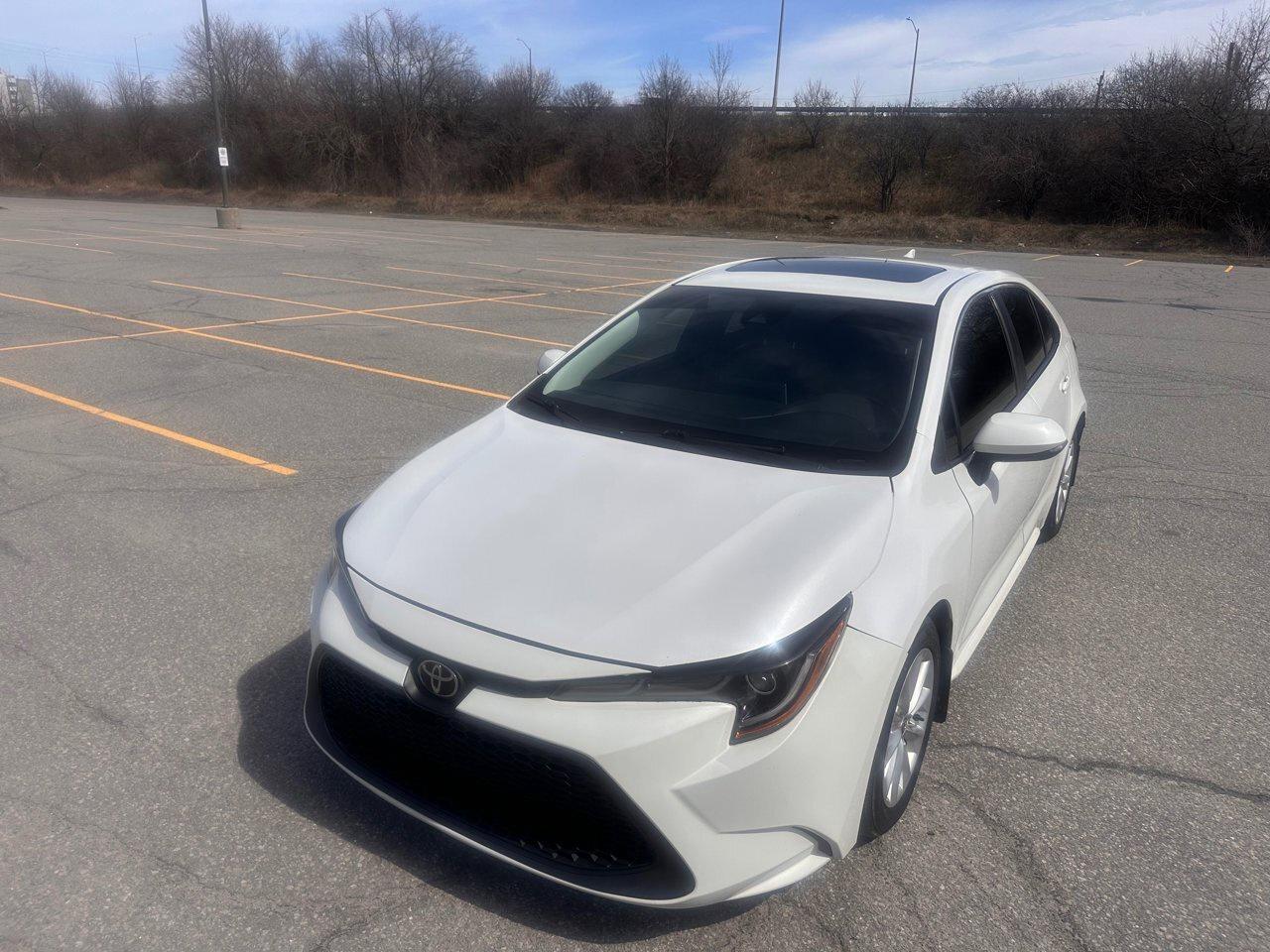 2020 Toyota Corolla SE Photo0