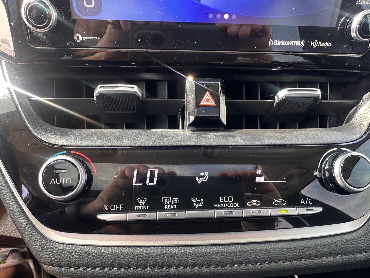 2020 Toyota Corolla SE Photo