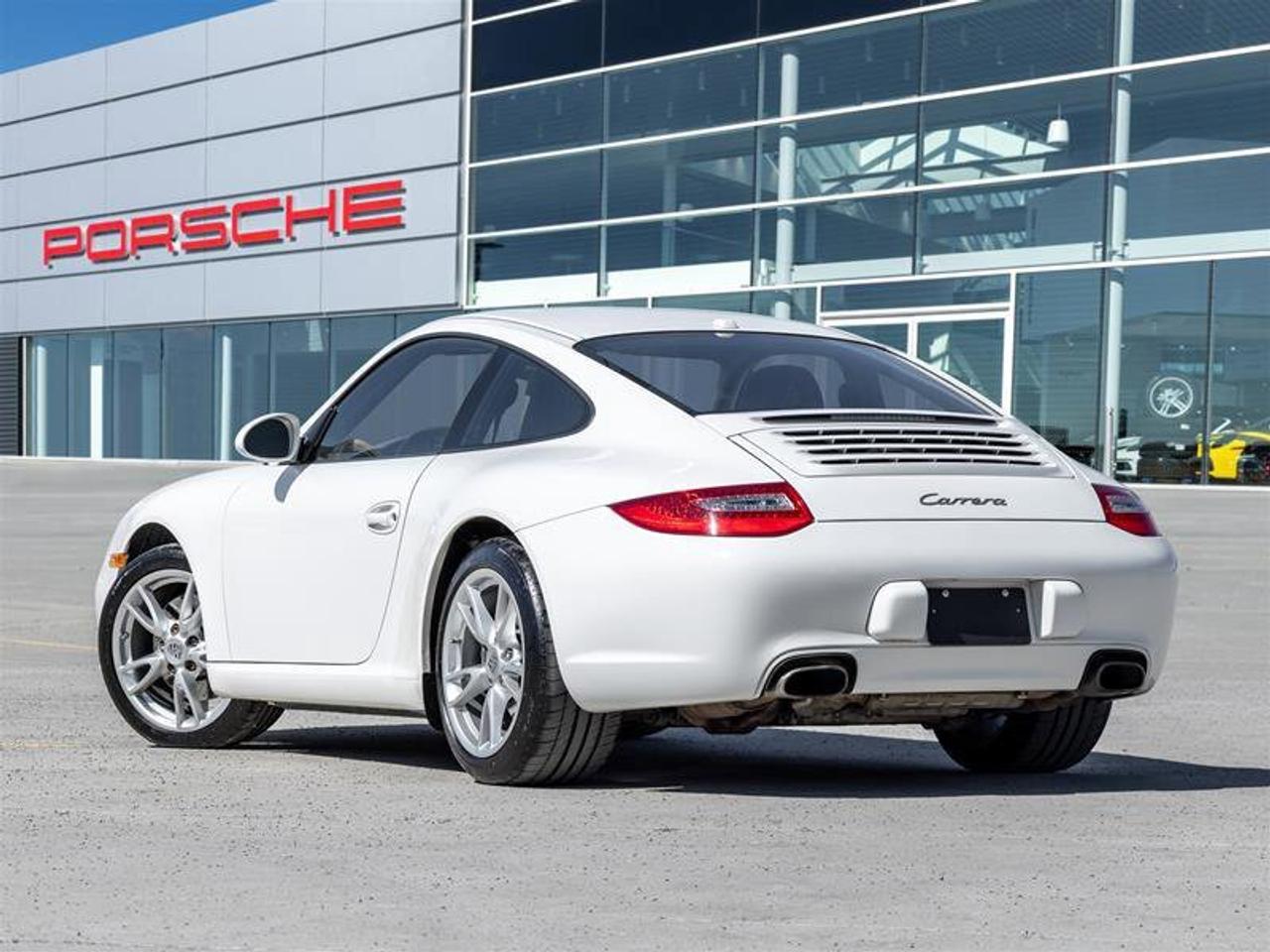 2009 Porsche 911 Carrera Coupe Power Comfort Seats with Driver Memo Photo3