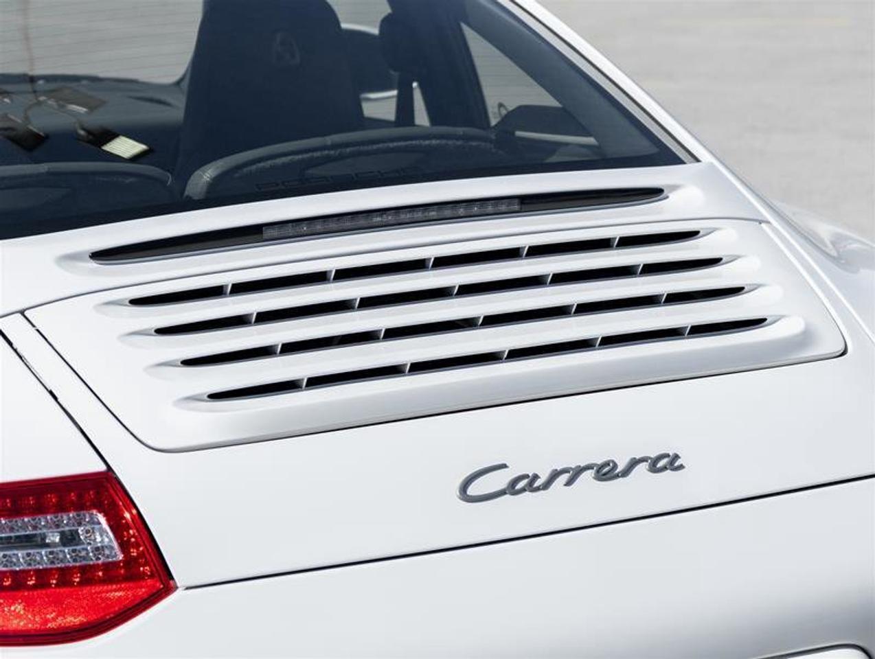 2009 Porsche 911 Carrera Coupe Power Comfort Seats with Driver Memo Photo