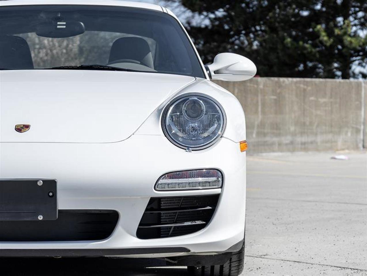 2009 Porsche 911 Carrera Coupe Power Comfort Seats with Driver Memo Photo