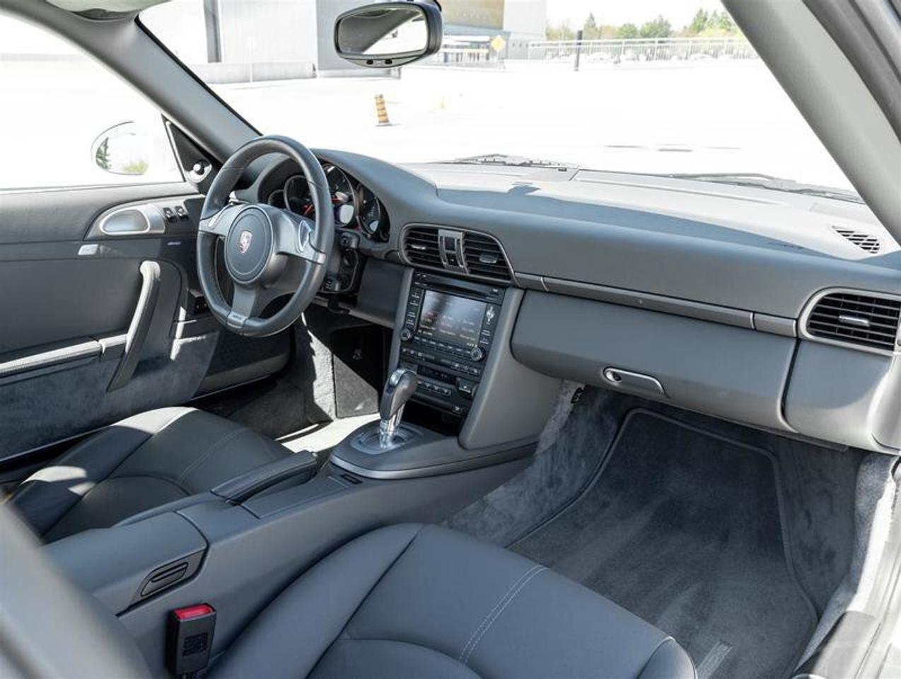 2009 Porsche 911 Carrera Coupe Power Comfort Seats with Driver Memo Photo