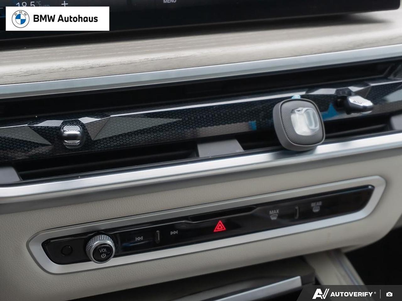 2023 BMW X7 xDrive40i Sports Activity Vehicle Photo
