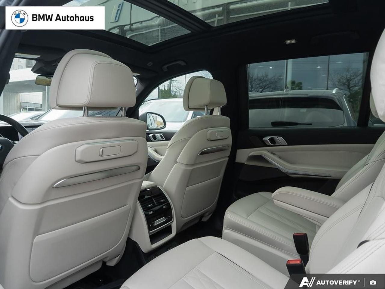 2023 BMW X7 xDrive40i Sports Activity Vehicle Photo