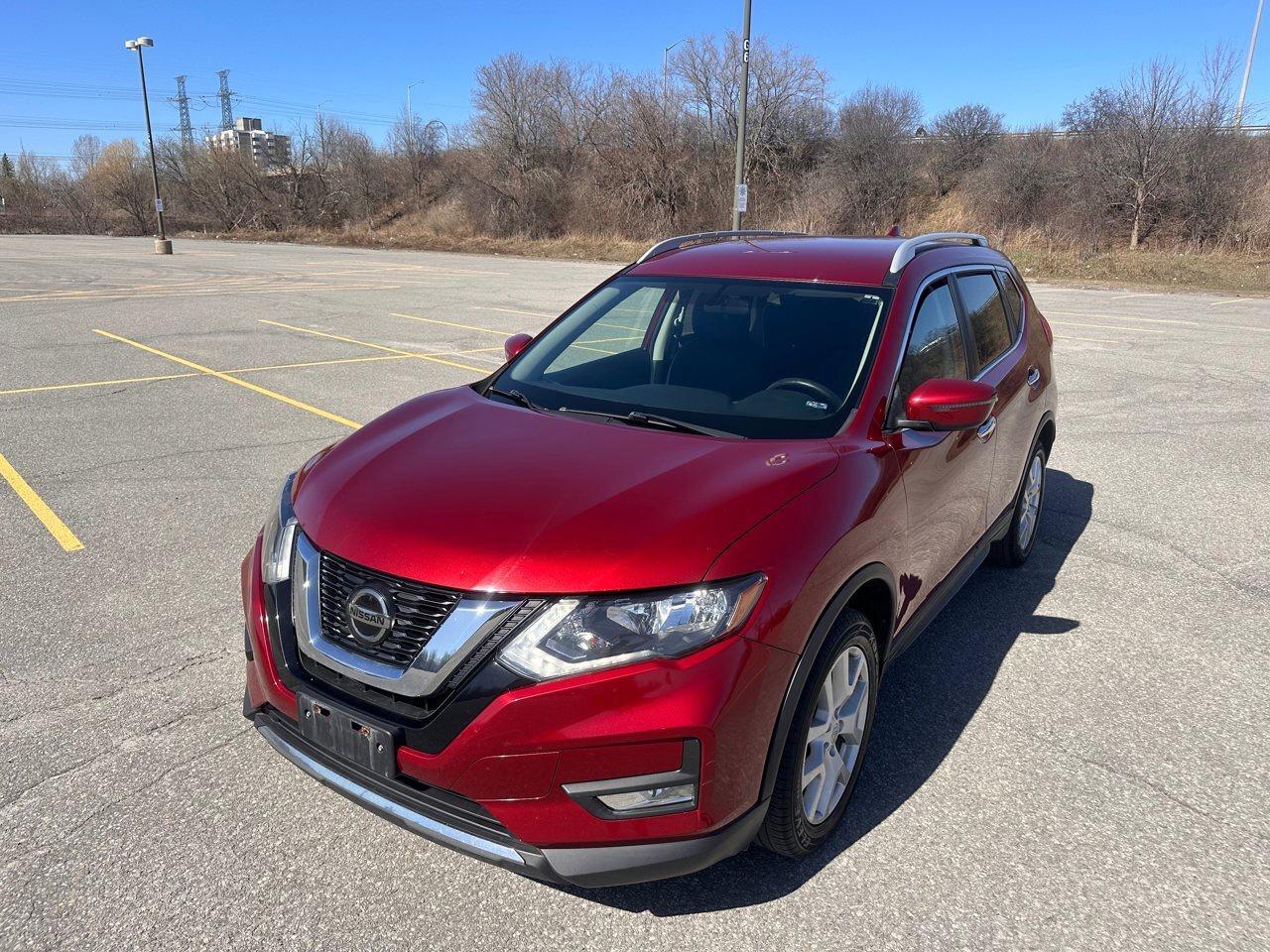 2018 Nissan Rogue SV Photo0