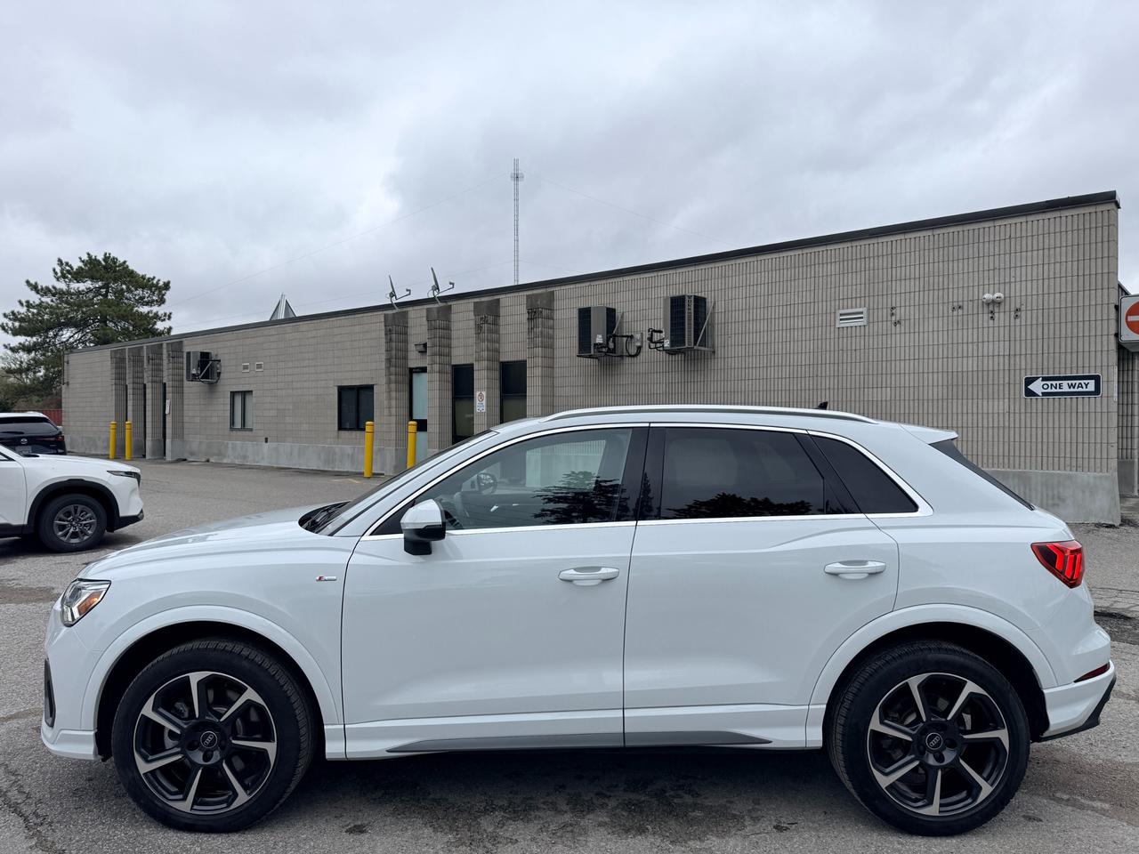 2025 Audi Q3 45 Progressiv 4dr All-Wheel Drive quattro Sport Utility Photo
