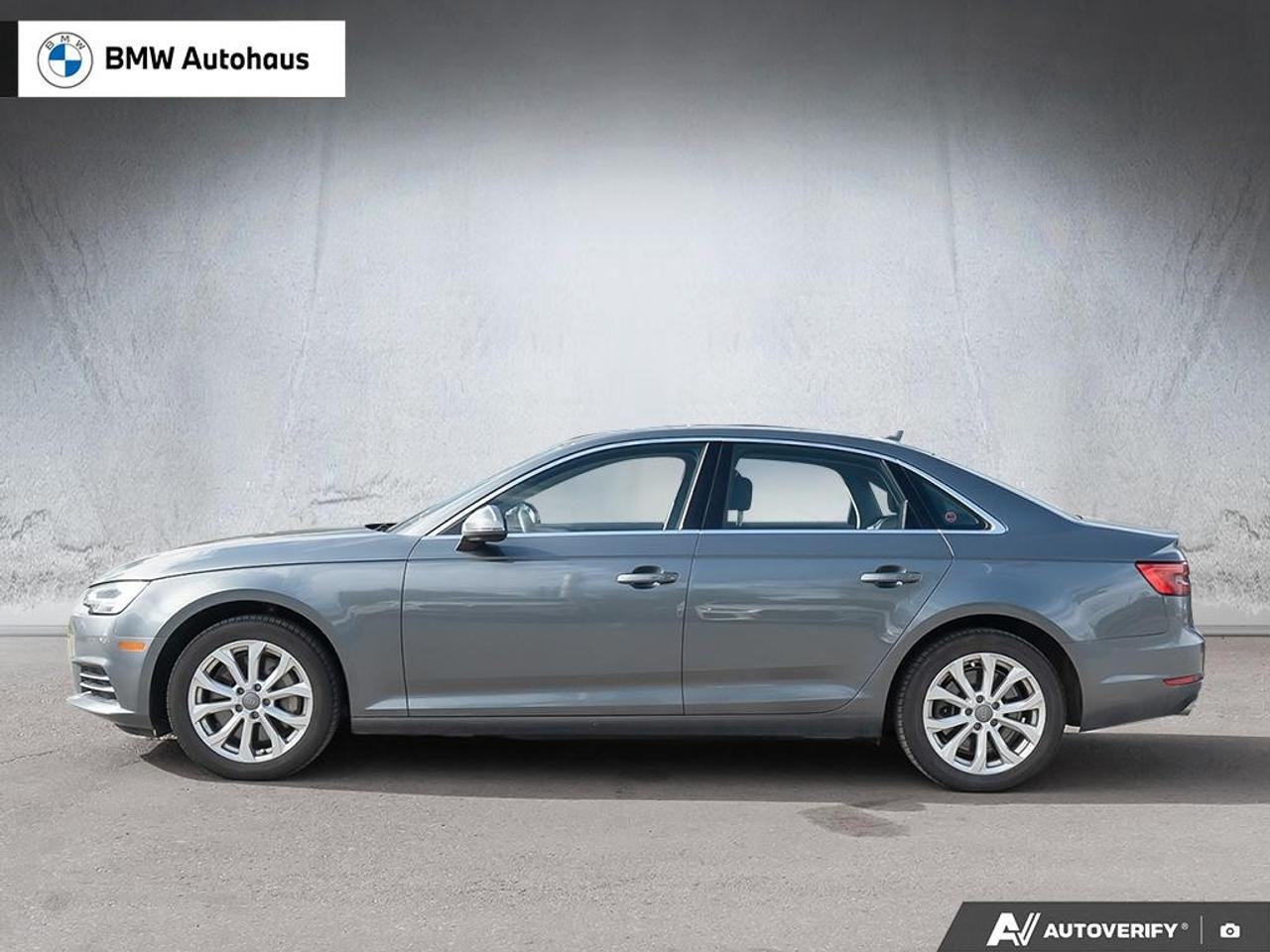 2017 Audi A4 4dr Sdn Auto Progressiv quattro Photo2