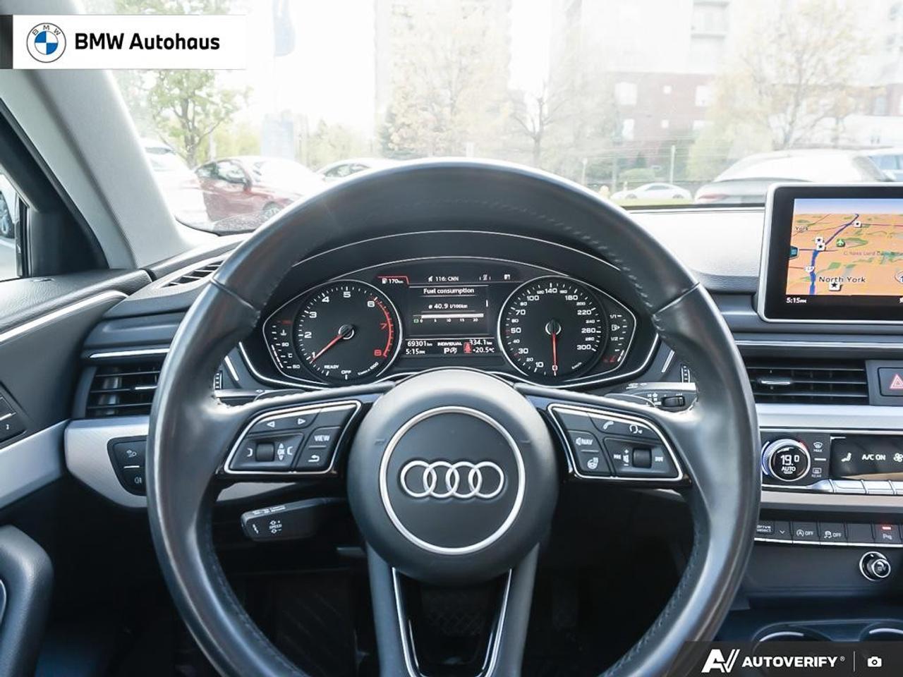 2017 Audi A4 4dr Sdn Auto Progressiv quattro Photo
