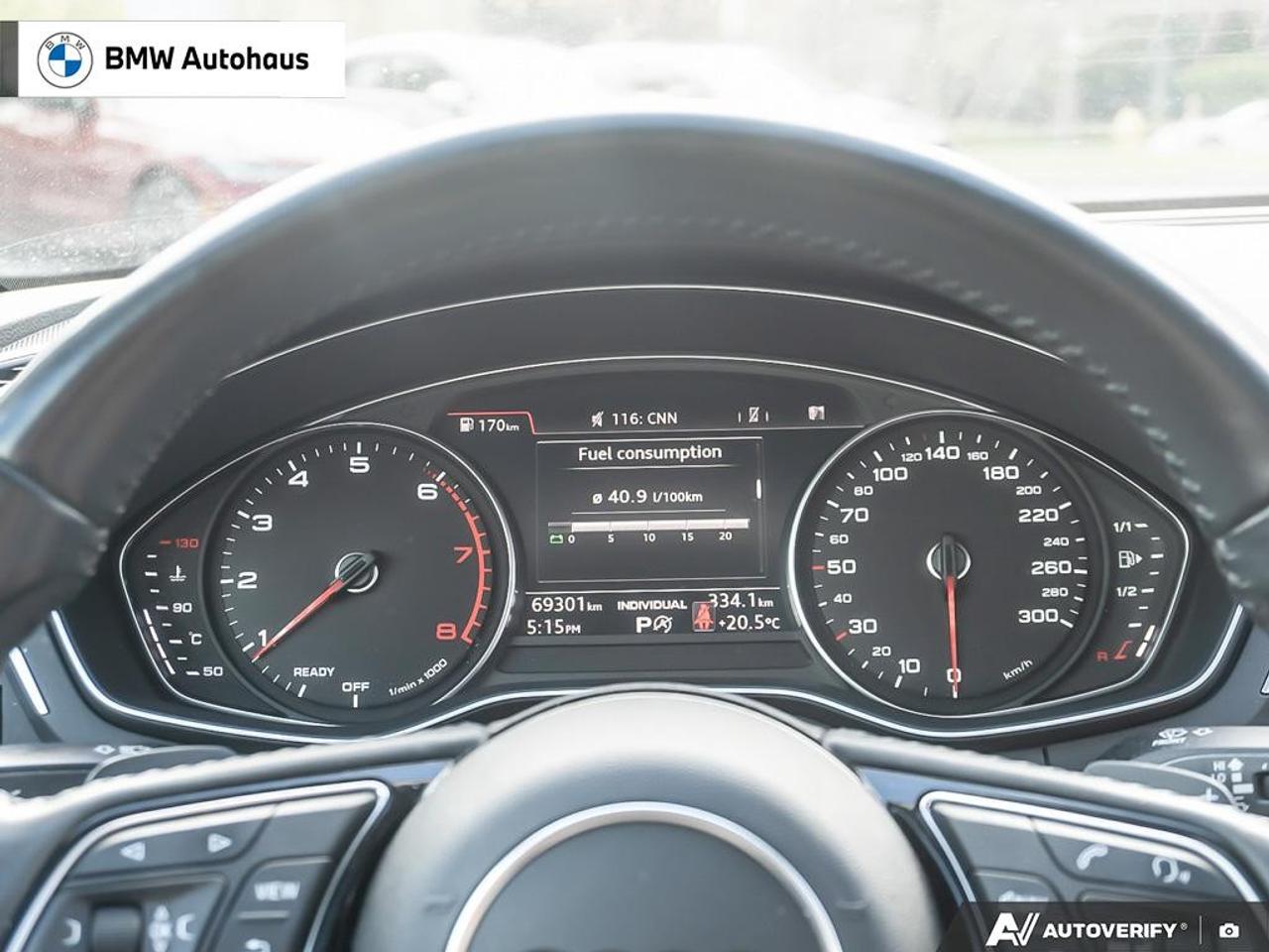 2017 Audi A4 4dr Sdn Auto Progressiv quattro Photo