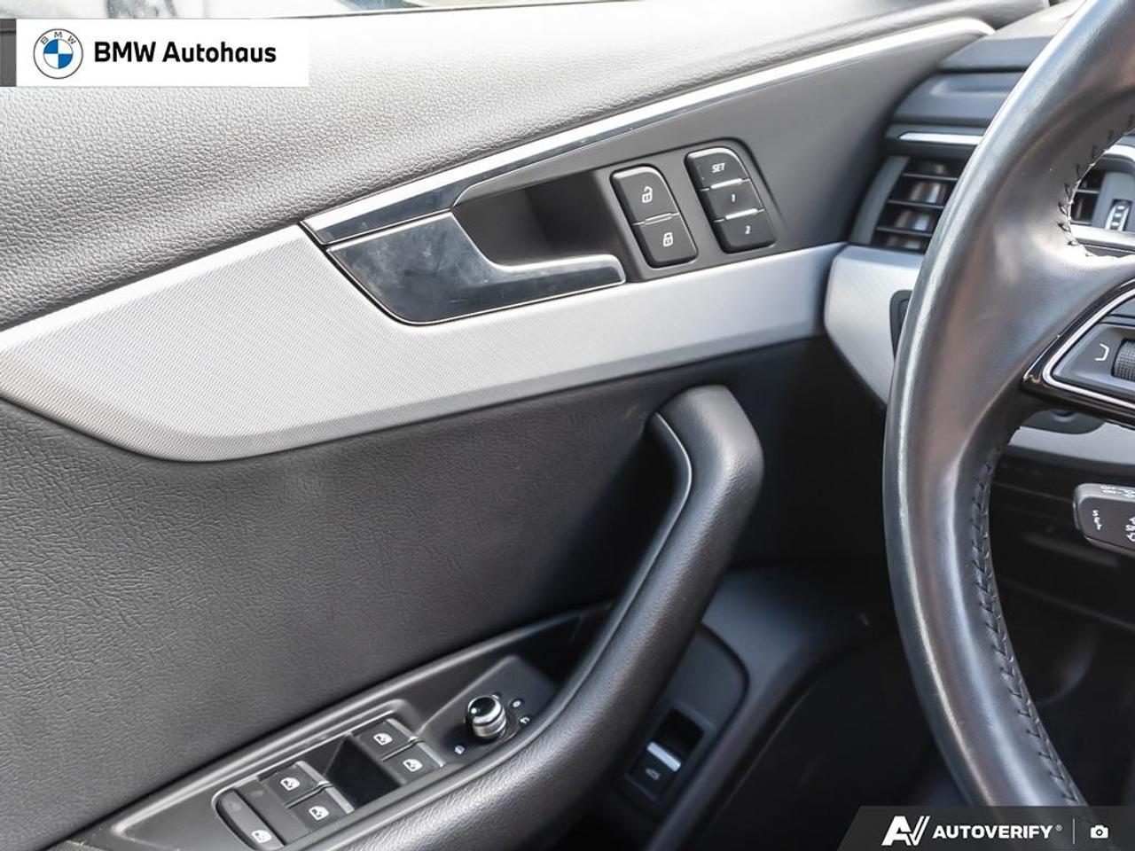 2017 Audi A4 4dr Sdn Auto Progressiv quattro Photo
