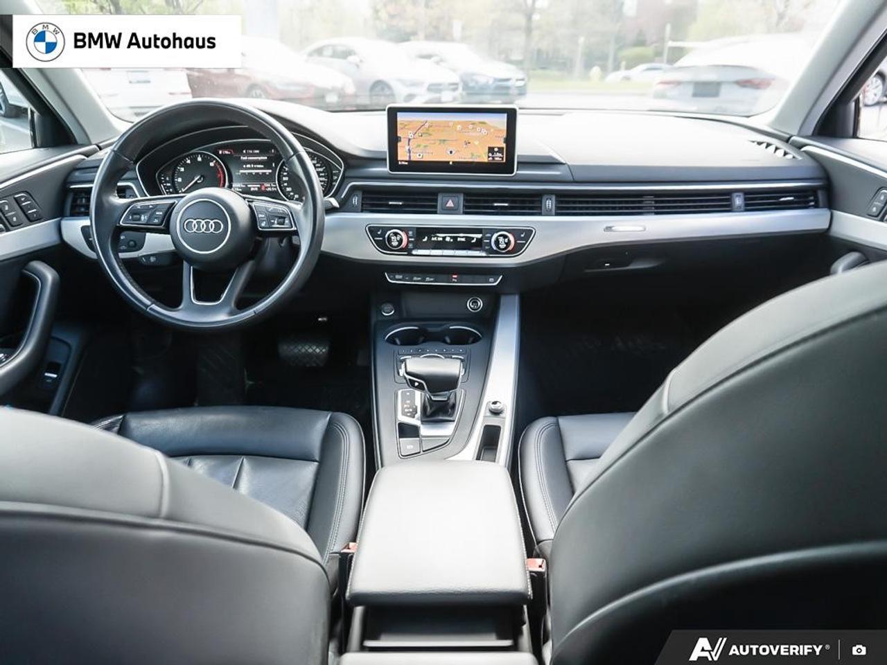 2017 Audi A4 4dr Sdn Auto Progressiv quattro Photo