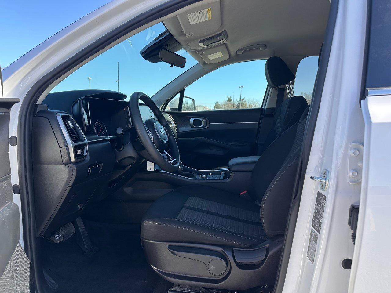 2021 Kia Sorento LX Photo