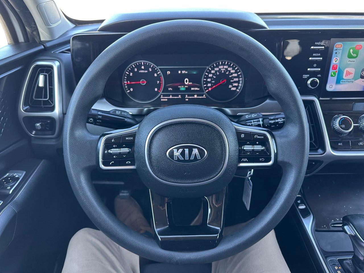 2021 Kia Sorento LX Photo