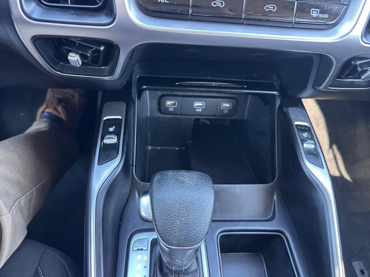 2021 Kia Sorento LX Photo