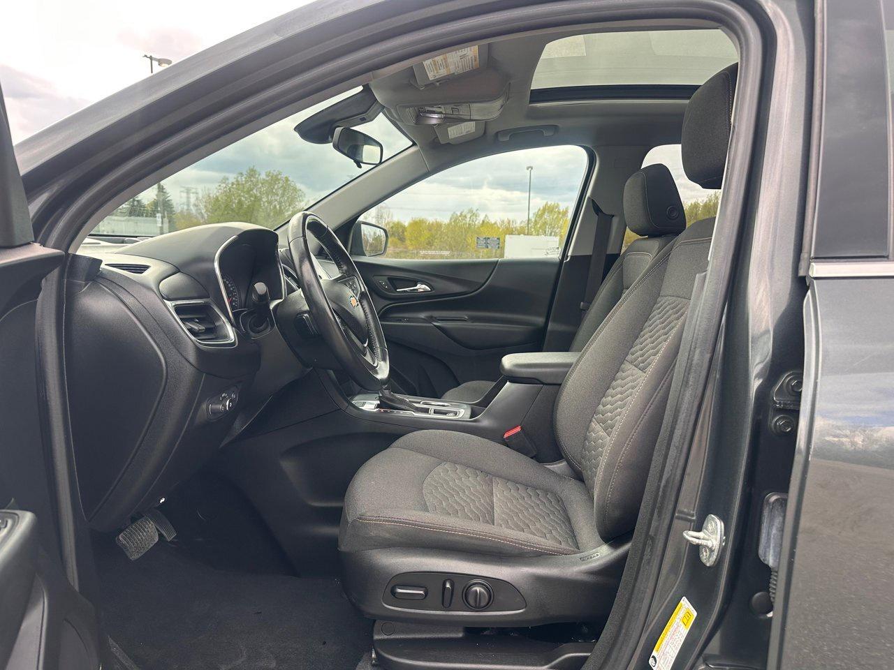 2020 Chevrolet Equinox LT Photo