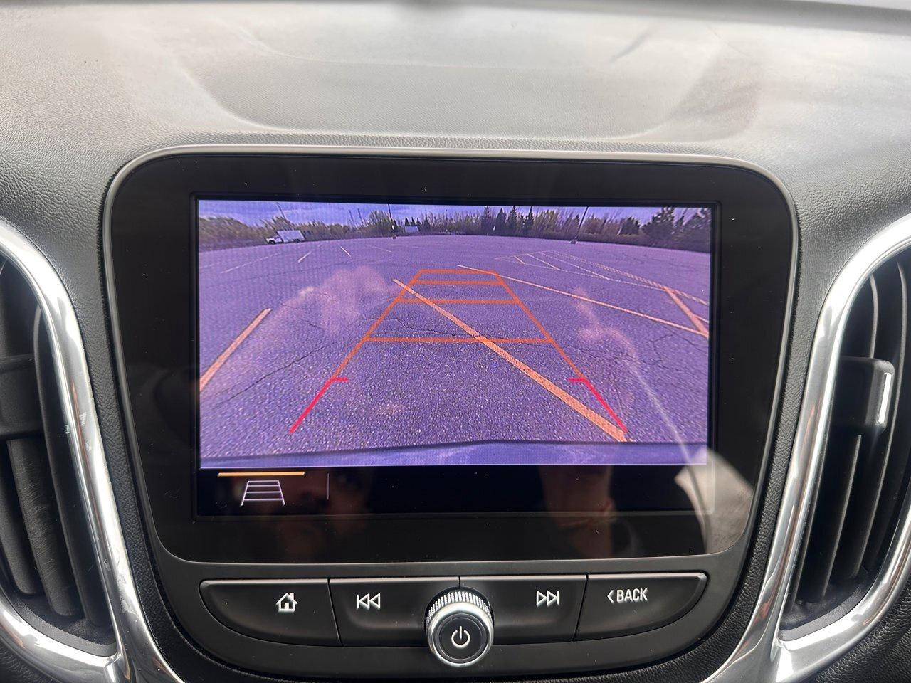 2020 Chevrolet Equinox LT Photo