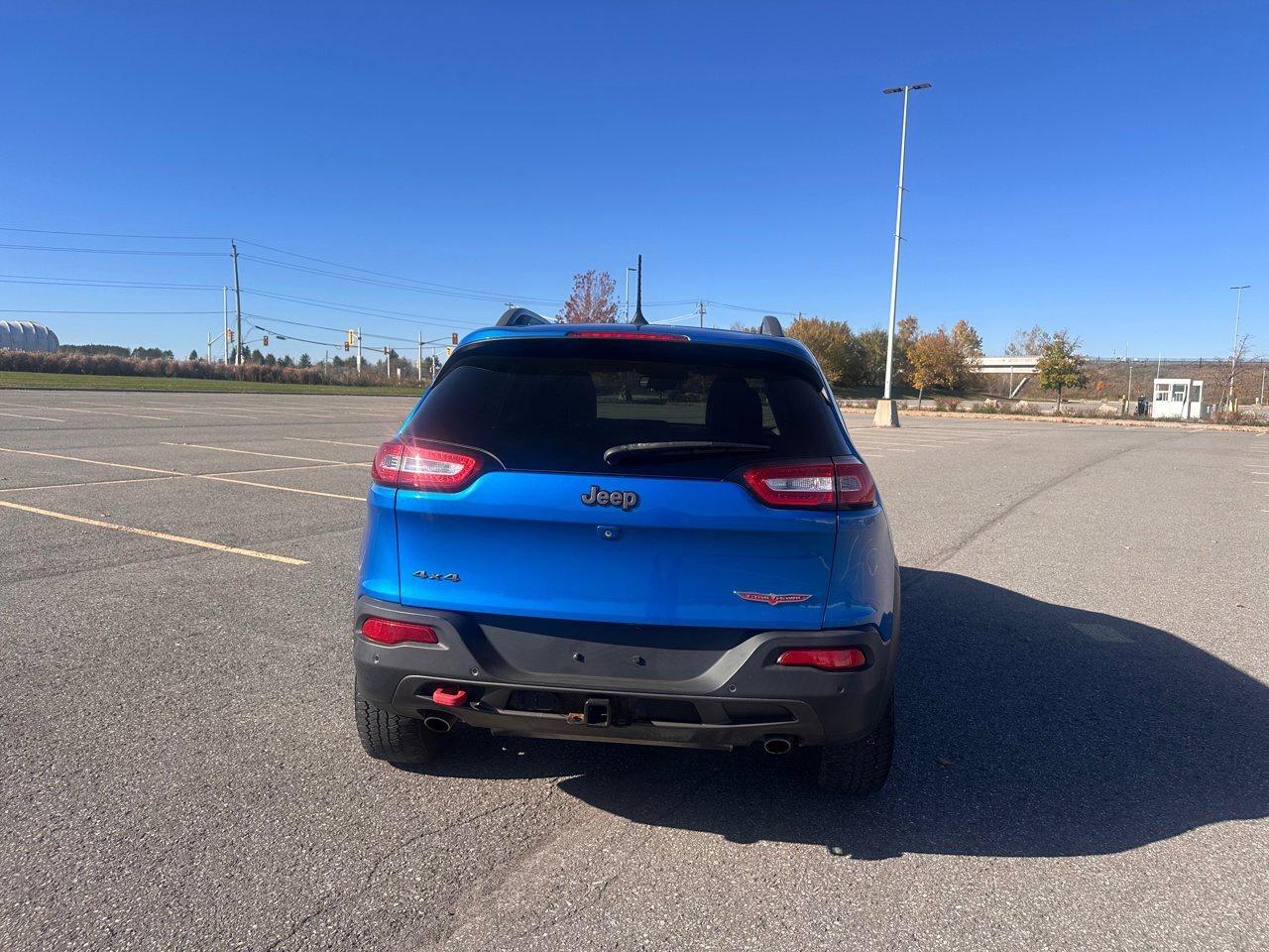 2017 Jeep Cherokee Trailhawk Photo