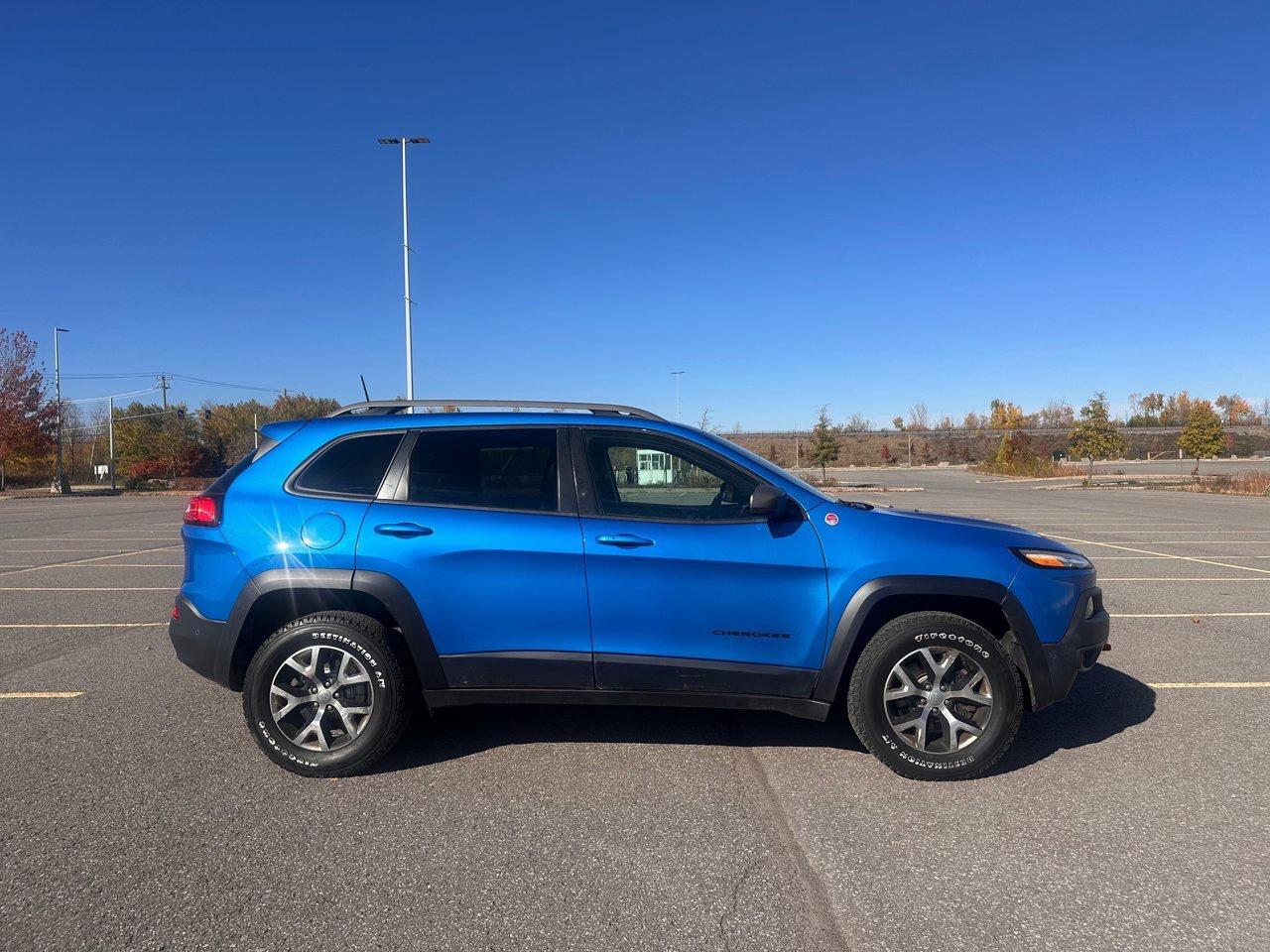 2017 Jeep Cherokee Trailhawk Photo