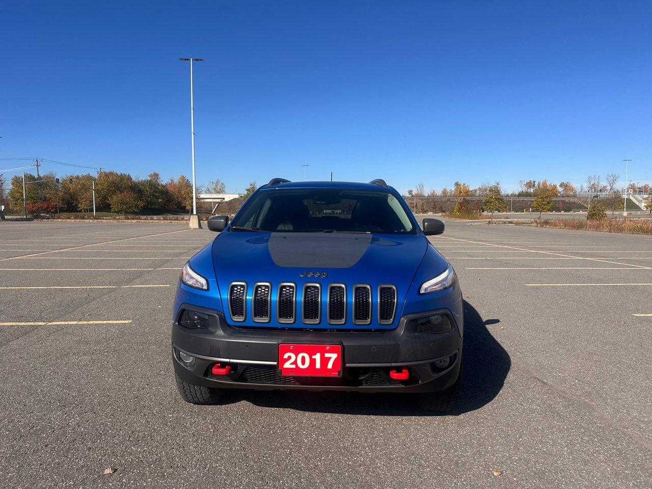 2017 Jeep Cherokee Trailhawk Photo