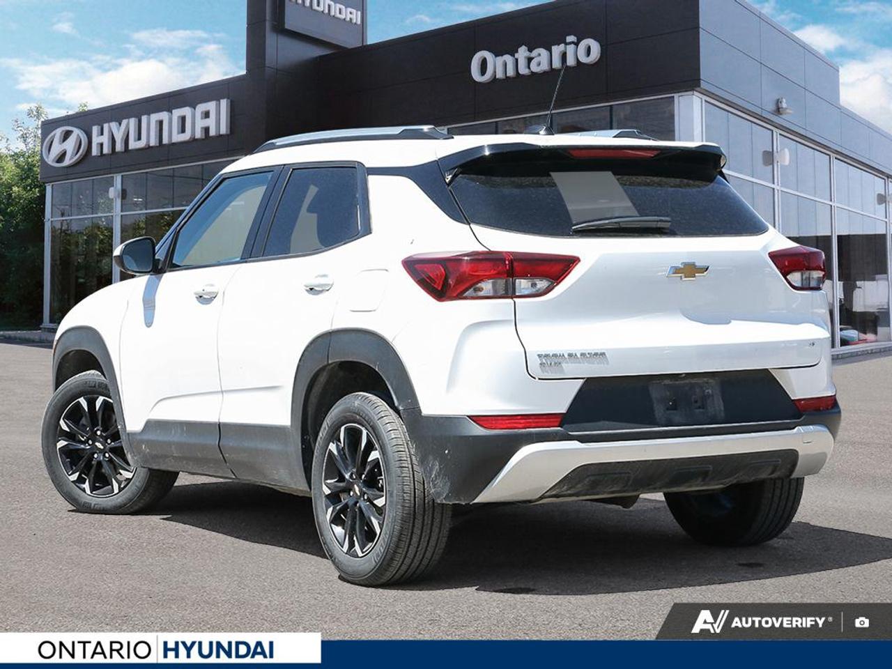 2023 Chevrolet TrailBlazer LT All-Wheel Drive Photo3