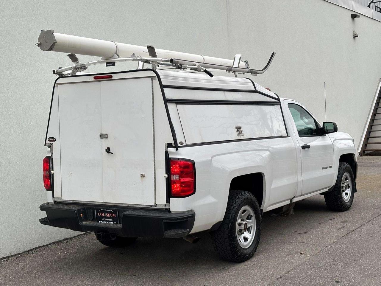 2018 Chevrolet Silverado 1500 V6 REGULAR CAB LONG BOX-CAP-LADDER RACKS-TOW PKG. Photo